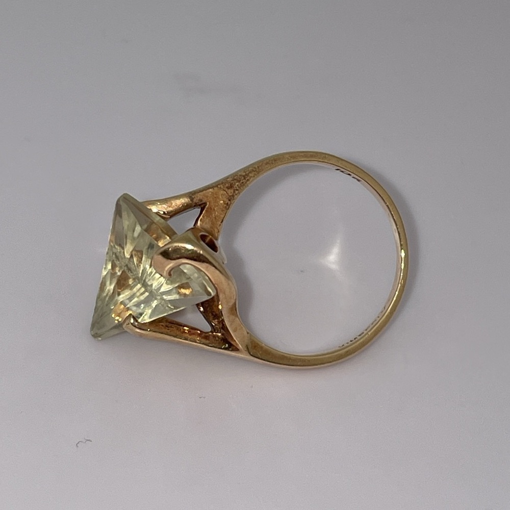 Vintage Solid 10K Yellow Gold Fancy Cut Quartz ? Gemstone Ring Modern (not 14K ) - Picture 15 of 17